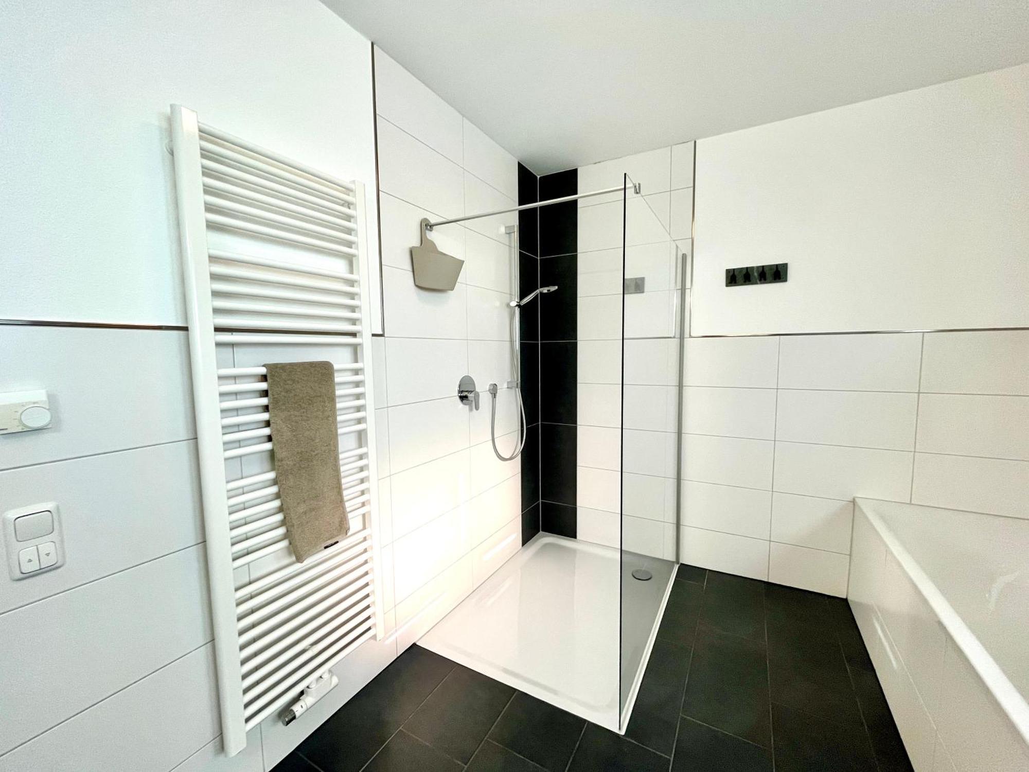 Ferienwohnung Moseltraum, 1-6 Pers, Mit 3 Schlafzimmer Und Panoramabalkon Mueden Luaran gambar