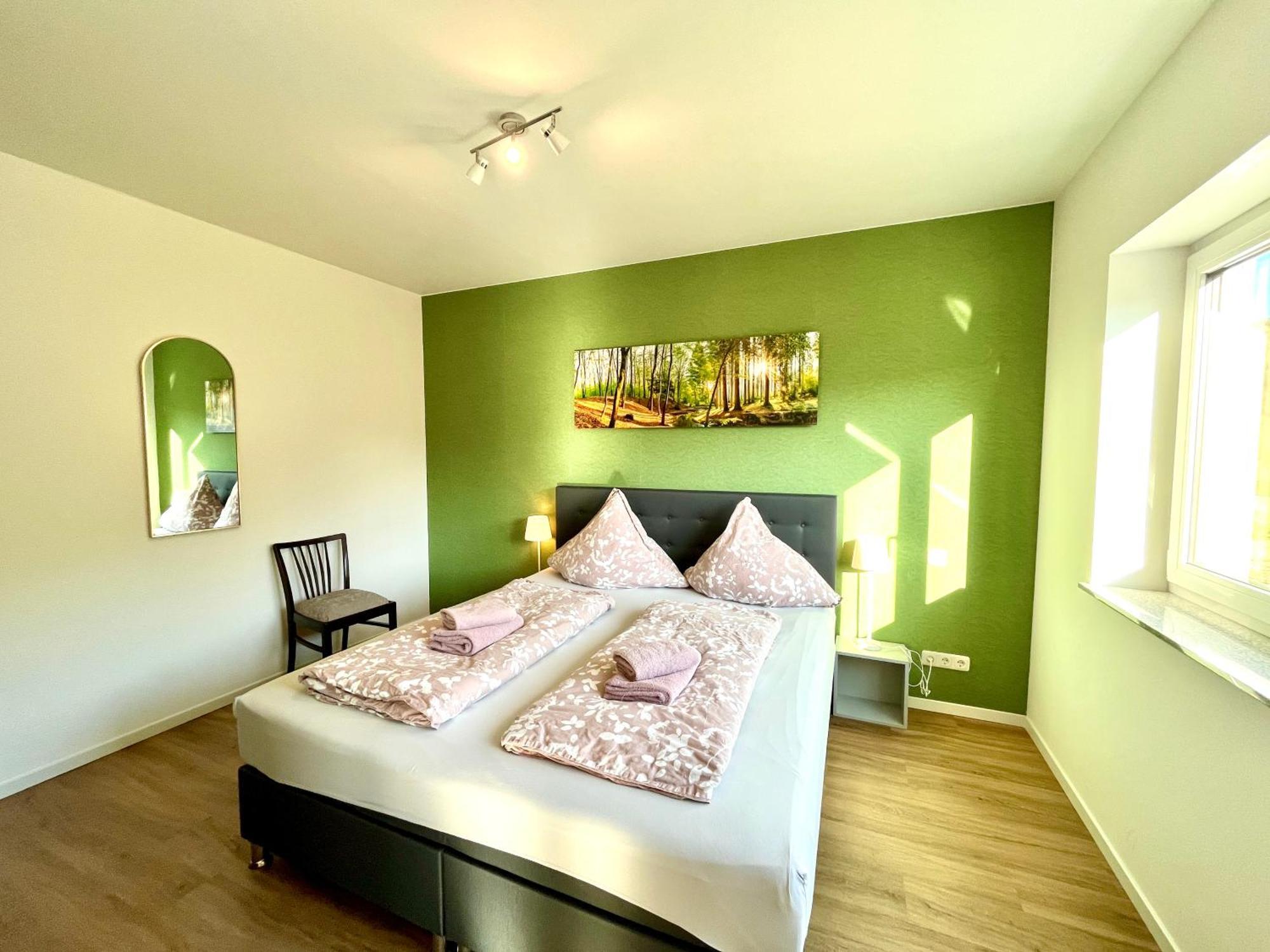 Ferienwohnung Moseltraum, 1-6 Pers, Mit 3 Schlafzimmer Und Panoramabalkon Mueden Luaran gambar
