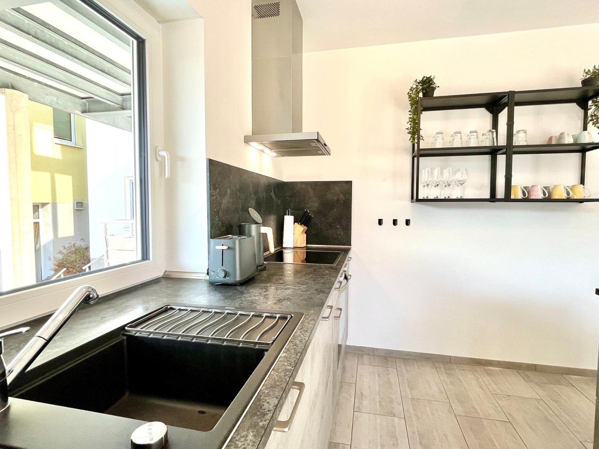 Ferienwohnung Moseltraum, 1-6 Pers, Mit 3 Schlafzimmer Und Panoramabalkon Mueden Luaran gambar