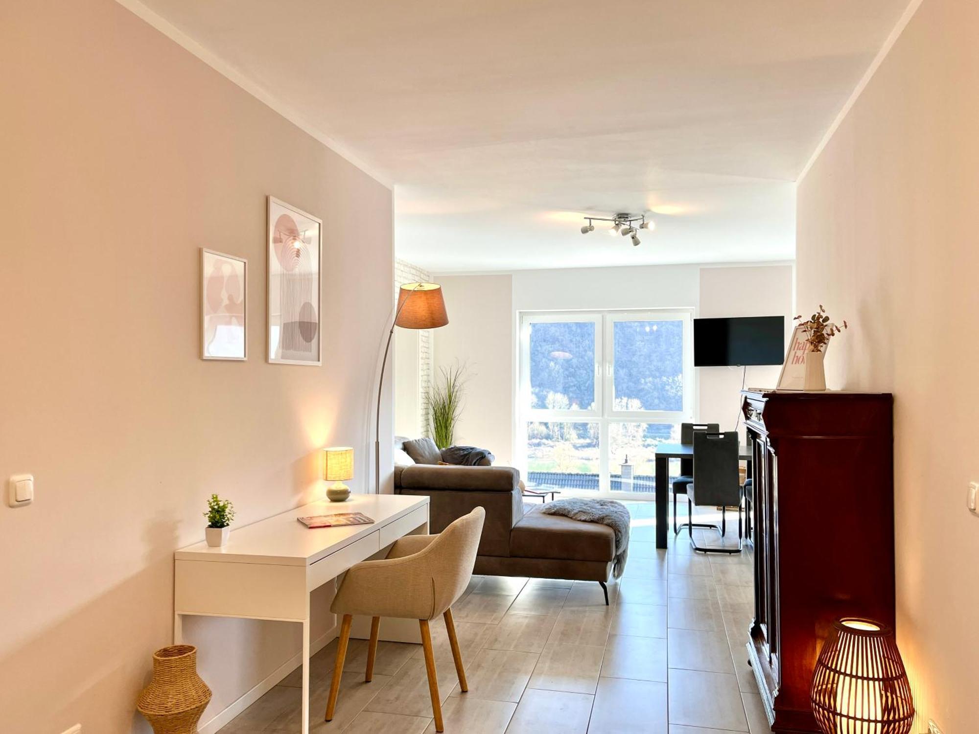 Ferienwohnung Moseltraum, 1-6 Pers, Mit 3 Schlafzimmer Und Panoramabalkon Mueden Luaran gambar
