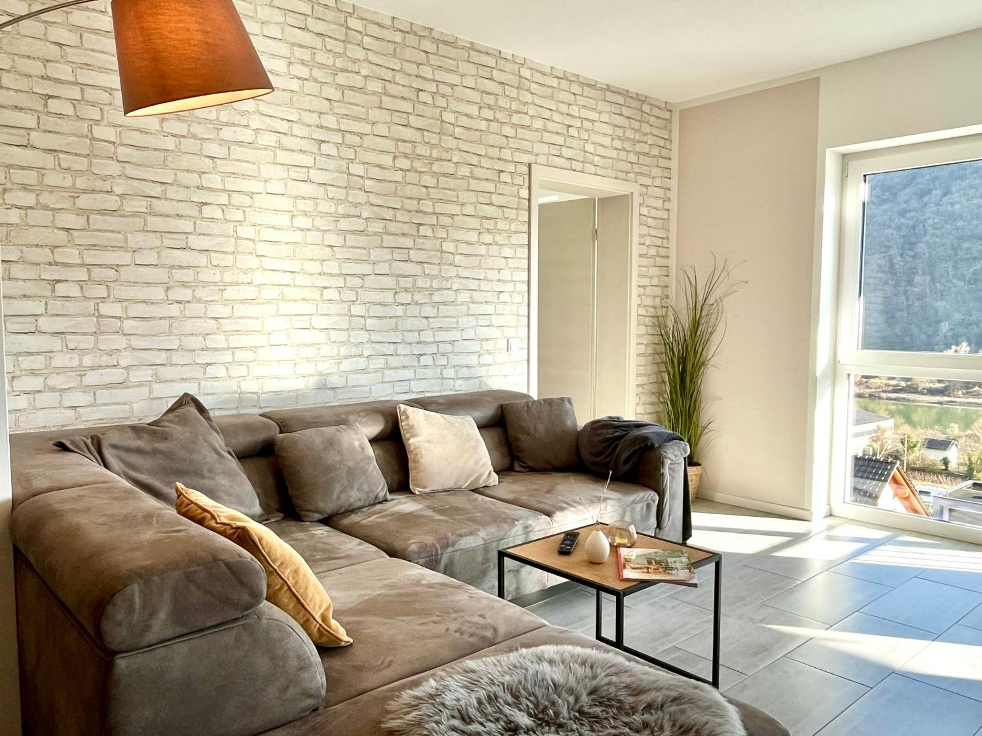 Ferienwohnung Moseltraum, 1-6 Pers, Mit 3 Schlafzimmer Und Panoramabalkon Mueden Luaran gambar